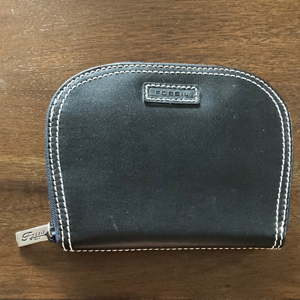 Fossil wallet genuine leather